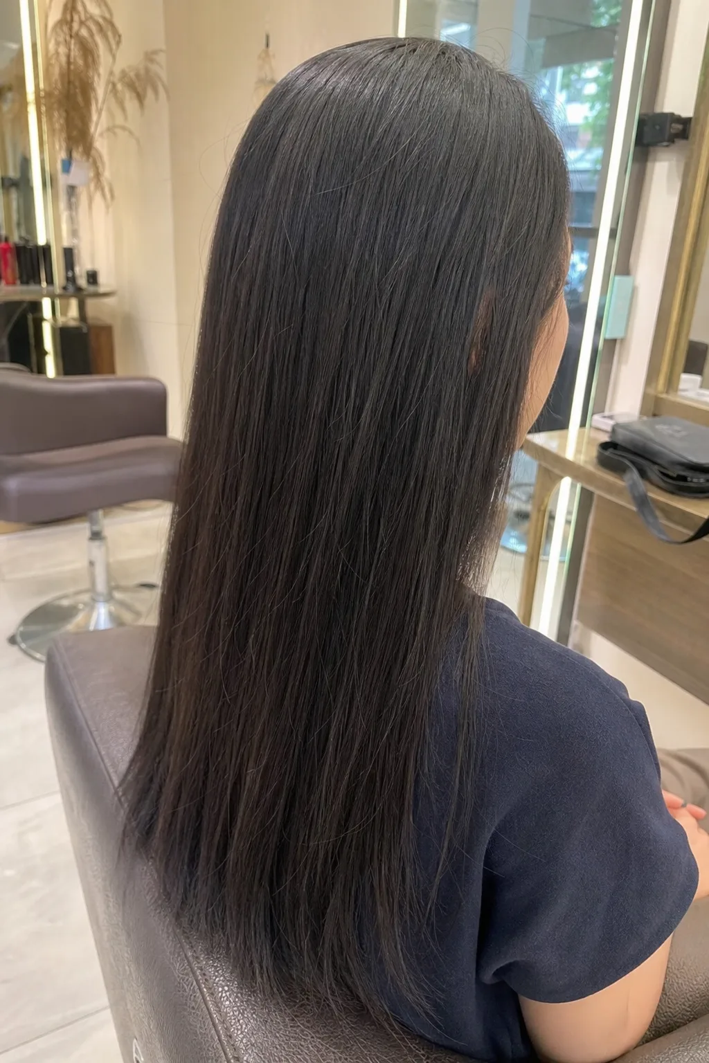 Cắt layer tại Twendy Hair Salon Quận 12 – Trước