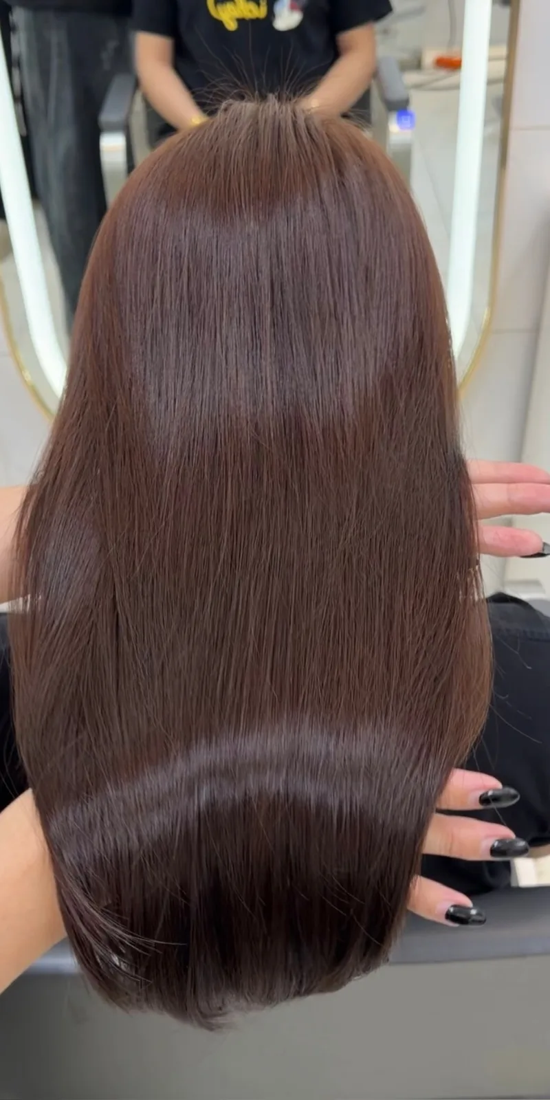 Tóc sau khi duỗi thẳng mượt tại Twendy Hair
