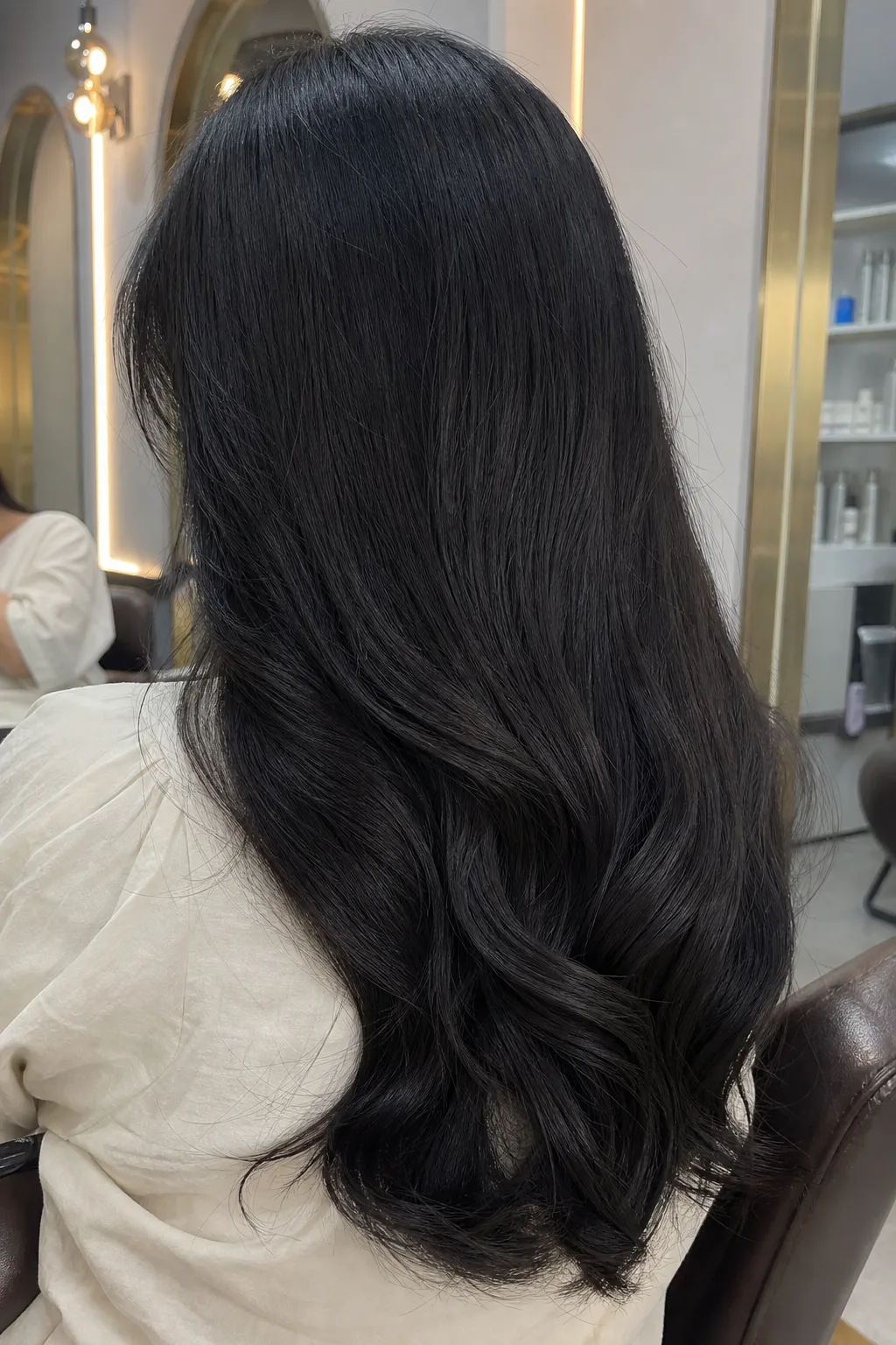Nối lông vũ tại Twendy Hair Salon Quận 12 – Sau